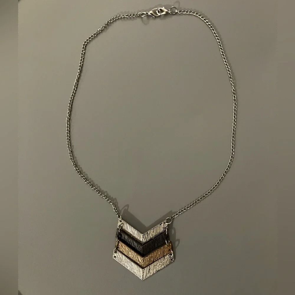 Chevron Pendant Necklace 18” - Picture 2 of 4